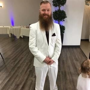 Meet your Posher, Derek lee